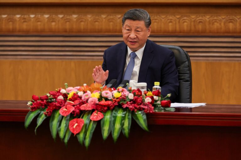 Xi Jinping Urges Closer Vietnam Ties After Party Vote
