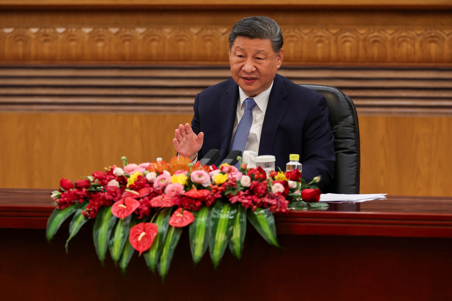 Xi Jinping Urges Closer Vietnam Ties After Party Vote
