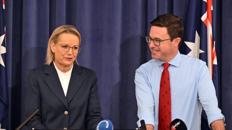 Australia Coalition Split Deepens Crisis For Opposition