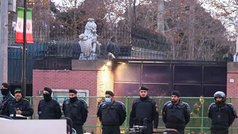 UK Temporarily Pulls Embassy Staff From Tehran Amid Tensions