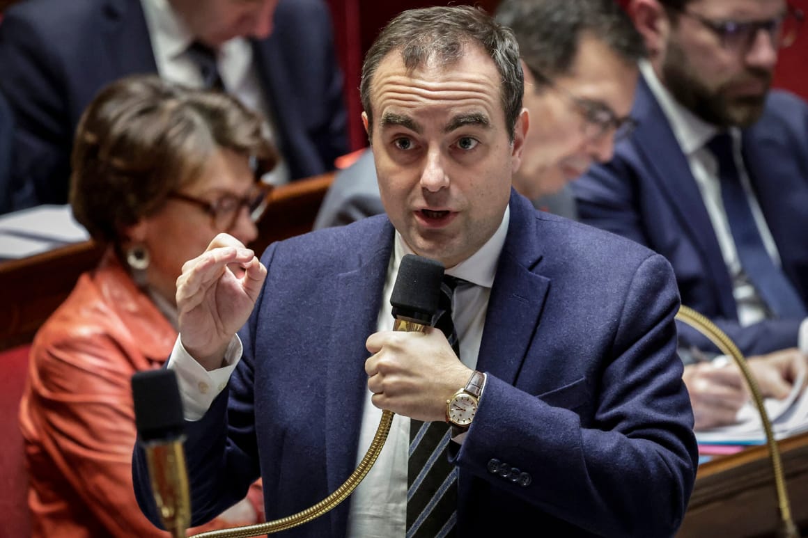 National Rally Moves Against Lecornu Over Nuclear Energy Decree